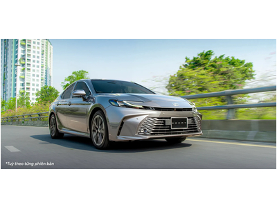 Toyota Camry HEV Luxury