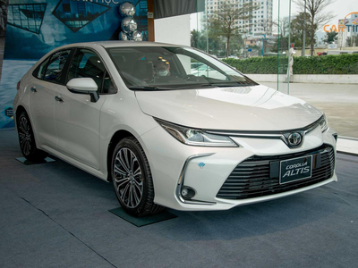 Toyota Corolla Altis 1.8HEV