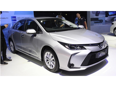 Toyota Corolla Altis 1.8V CVT 2022 - Phiên bản tiêu chuẩn