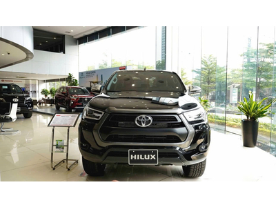 Toyota Hilux 2.4L 4x2 AT