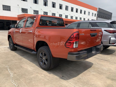Toyota Hilux 2.4L 4X2 AT