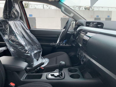 Toyota Hilux 2.4L 4X2 AT