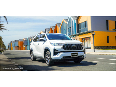 Toyota Innova Cross 2.0V