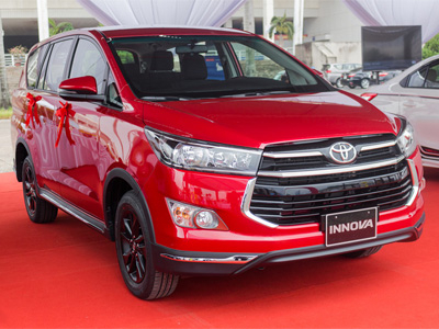 Toyota Innova Venturer