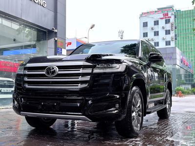 Toyota Land Cruiser HEV