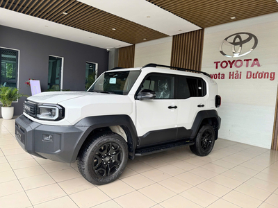 Toyota Land Cruiser FJ 2026