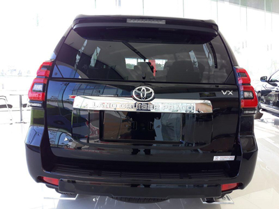 Toyota Land Cruiser Prado 2022 VX Nâng Cấp