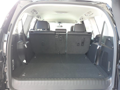Toyota Land Cruiser Prado 2022 VX Nâng Cấp