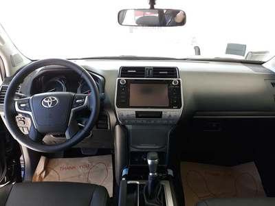 Toyota Land Cruiser Prado 2022 VX Nâng Cấp