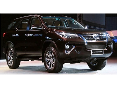TOYOTA VIỆT NAM GIỚI THIỆU FORTUNER 2018 - PHIÊN BẢN CẢI TIẾN MỚI