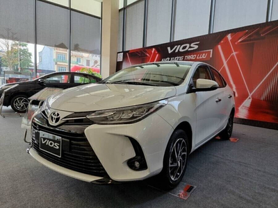 Toyota Vios 1.5E CVT (3 túi khí)