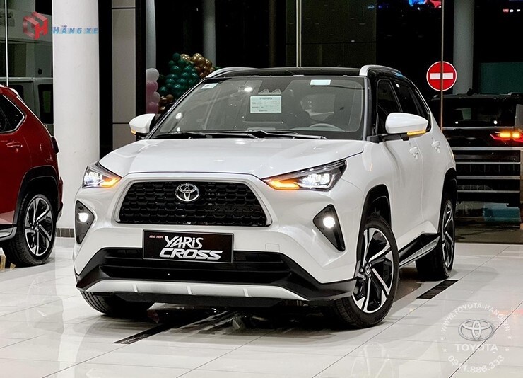 Xe Toyota Yaris Cross Hybrid 2025
