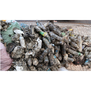 TP.Hồ Chí Minh: Kinh hãi những thứ được móc lên từ lòng cống