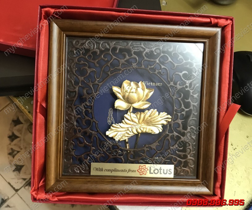 Tranh hoa sen 3D dát vàng 20x20cm dày dặn