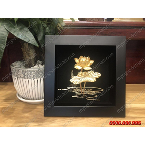 Tranh hoa sen dát vàng 20x20cm nền đen quà tặng để bàn