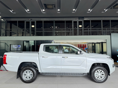 All-New Mitsubishi Triton 2WD AT GLX