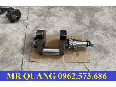 Trục cơ (trục khuỷu) máy nén khí trên mooc chở xi măng rời