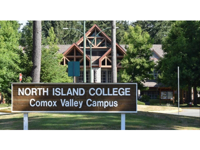 TRƯỜNG CAO ĐẲNG NORTH ISLAND, CANADA
