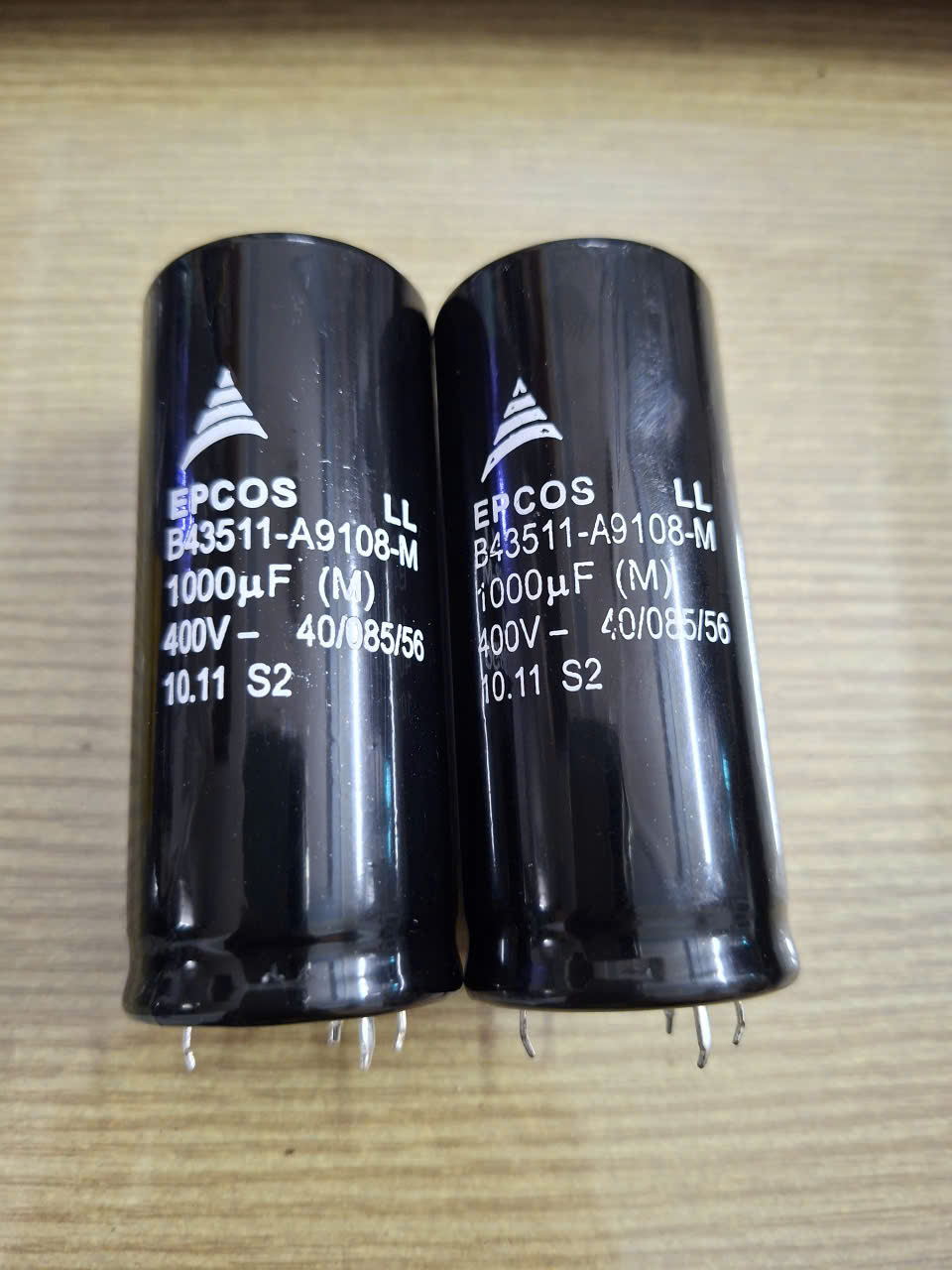 Tụ 1000uF 450Vdc Epcos Loại 4 Chân Hàn