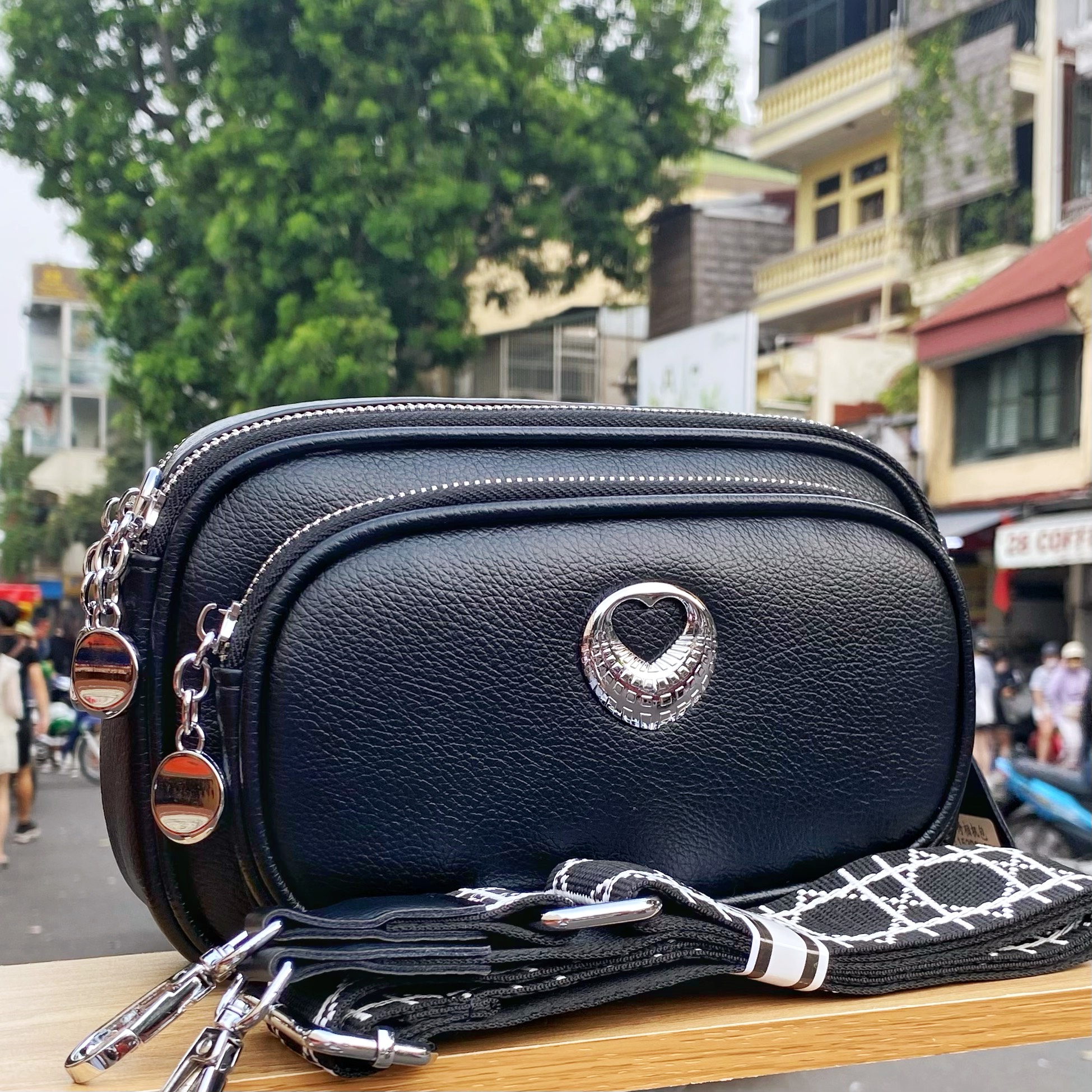 TÚI ĐEO CHÉO NỮ MÃ 15380