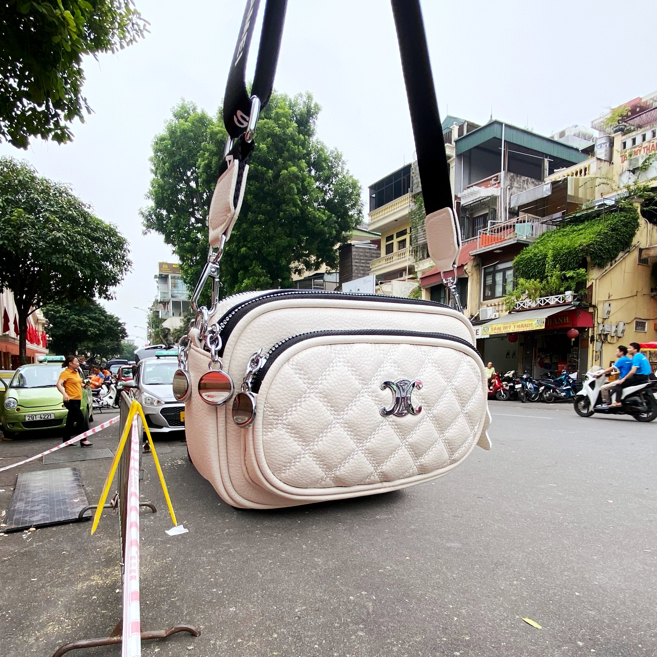 TÚI ĐEO CHÉO NỮ MÃ 15380