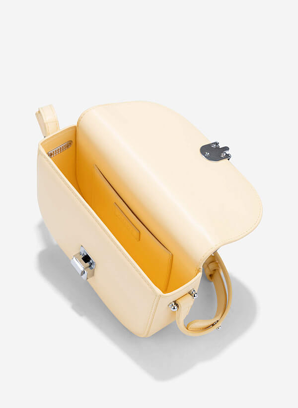 Túi đeo vai nắp gập nhấn khóa gài