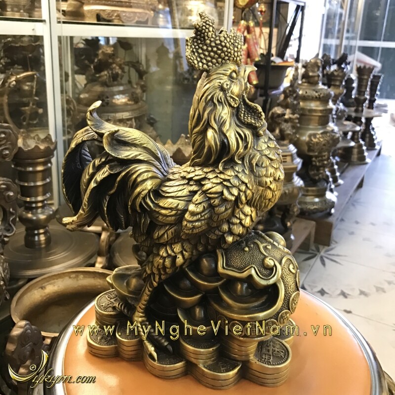Tượng gà đồng cao 30cm, gà phong thủy chống lại thói trăng hoa
