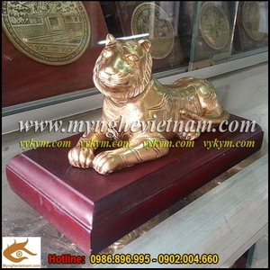 Tượng Hổ đồng, linh vật phong thủy cho người tuổi dần,quà tặng cho người tuổi Dần