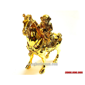 Tượng khỉ cưỡi ngựa mã thượng phong hầu bằng đồng mạ vàng nano