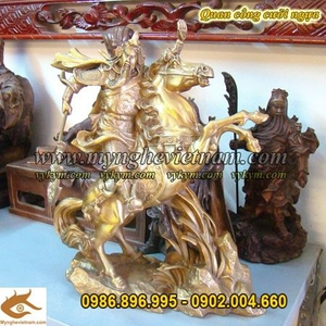 Tượng Quan Công cưỡi ngựa cao 37cm, Tượng Quan Vân Trường