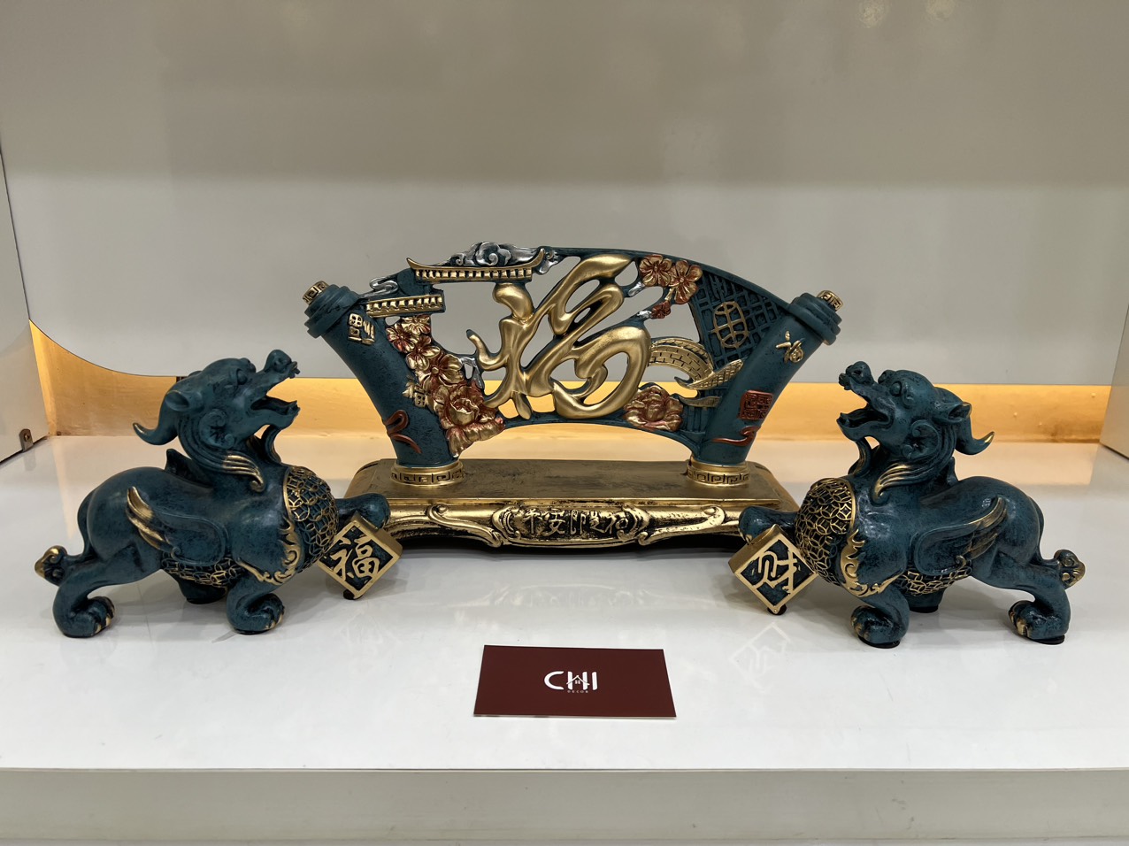 Cặp tỳ hưu kèm bảng