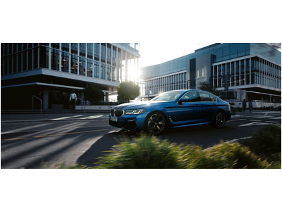 ƯU ĐÃI GIÁ LÊN ĐẾN 50% LỆ PHÍ TRƯỚC BẠ CHO CÁC MẪU XE BMW