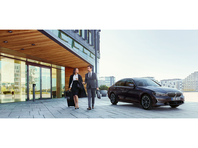 ƯU ĐÃI GIÁ LÊN ĐẾN 50% LỆ PHÍ TRƯỚC BẠ CHO CÁC MẪU XE BMW