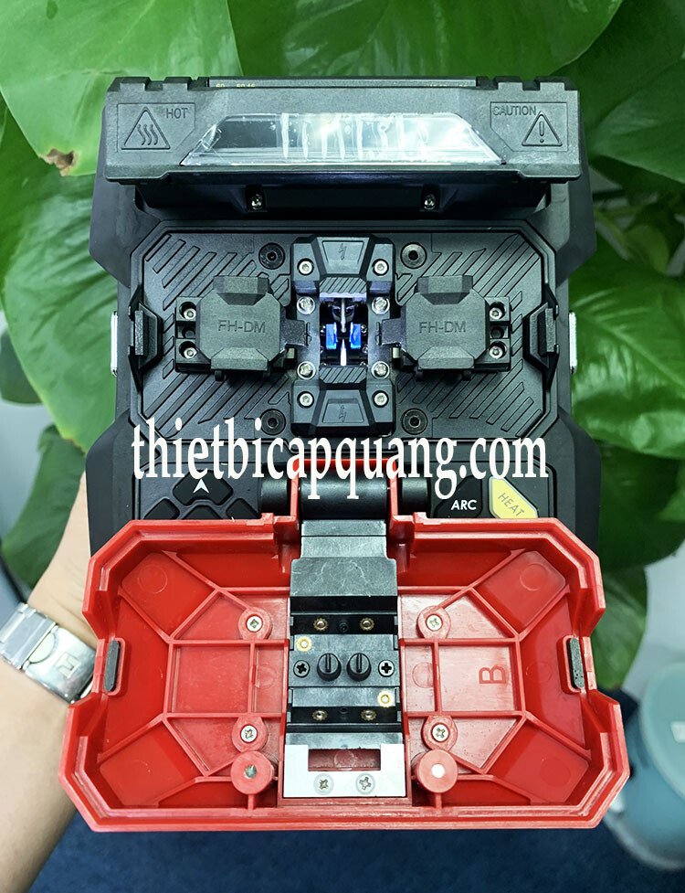 Ưu điểm của máy hàn cáp quang Ceyear 6481B1+