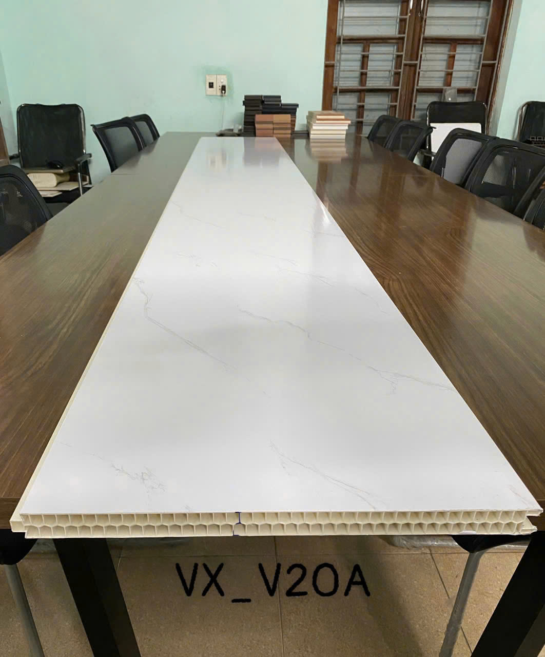 Tấm vách ngăn nhựa 2 mặt MT-DIVID-DN