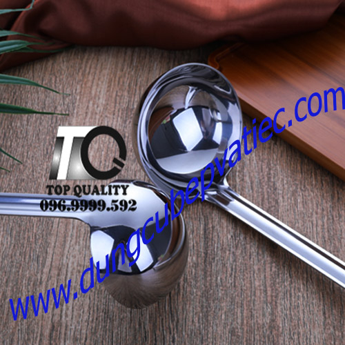 vá múc canh bằng inox, vá múc lẩu bằng inox, môi múc canh bằng inox, môi múc lẩu bằng inox, nồi luộc bánh chưng