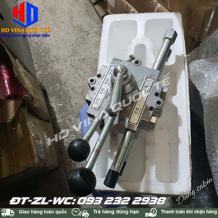 BÁN VAN CHIA – CẦN ĐIỀU KHIỂN CHIỀU QUAY XE TRỘN BÊ TÔNG