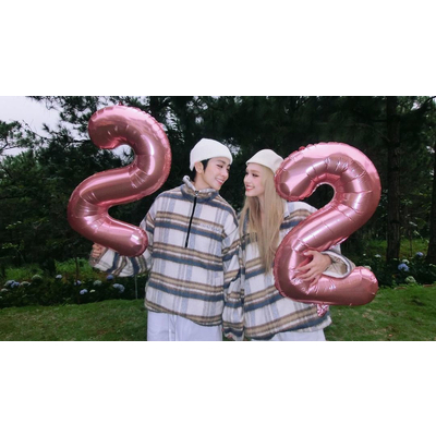 Váy áo tôn đường cong của hot girl Xoài Non