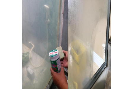 Vệ sinh vách tắm kính cho phòng tắm hiệu quả