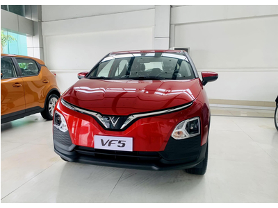 VF5 -GIÁ LĂN BÁNH - ĐÃ BAO GỒM PIN