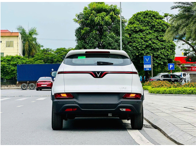 VinFast VF5 S