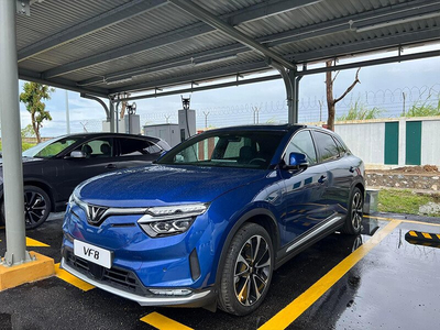 Ô tô điện VinFast VF8