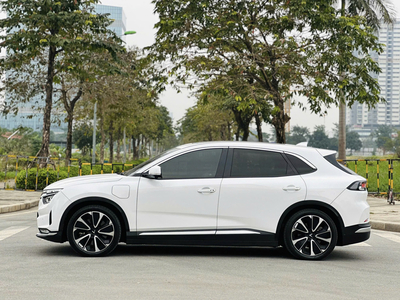 VF8 Plus -GIÁ LĂN BÁNH - ĐÃ BAO GỒM PIN