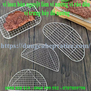 Vỉ Inox Bán Nguyệt – Vỉ Nướng, Vỉ Ráo Dầu Và Vỉ Trưng Bày Đồ Nướng Hoàn Hảo Cho Bếp Công Nghiệp