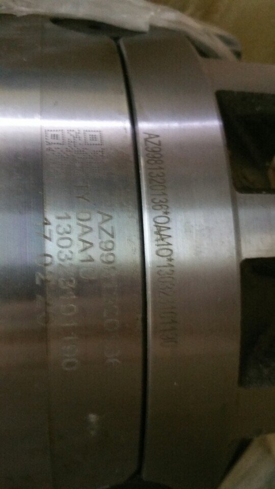 VI SAI ĐẦU CON LỢN XE SHACMAN, HOWO, JAC, CAMC