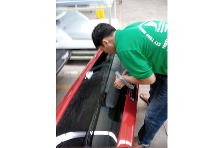 Video xử lý kính trầy xước xe bán tải tại ISUZU VIỆT NAM