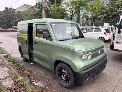 VinFast EC Van cửa trượt lần đầu lộ diện tại Việt Nam, giá 325 triệu đồng