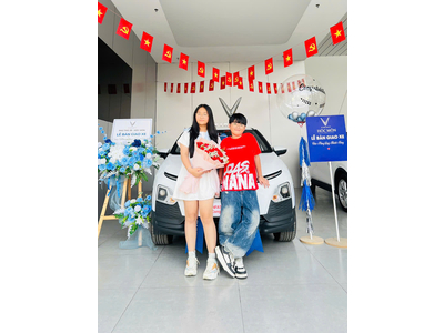 VINFAST HÓC MÔN SÀI GÒN - HÂN HẠNH ĐƯỢC BÀN GIAO 1 XE VINFAST VF5 PLUS VỀ VỚI GIA ĐÌNH ANH ĐỨC - CHỊ TRINH