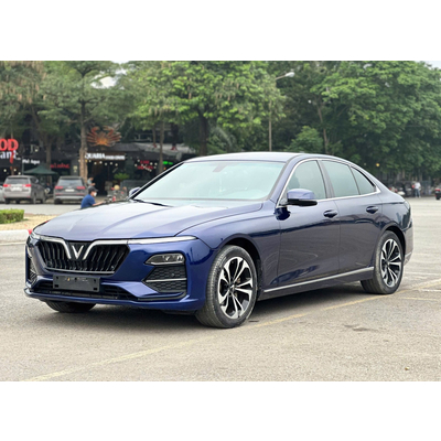 VinFast Lux A2.0 Lướt 2021 - Màu Xanh - Odo 3.5V Km
