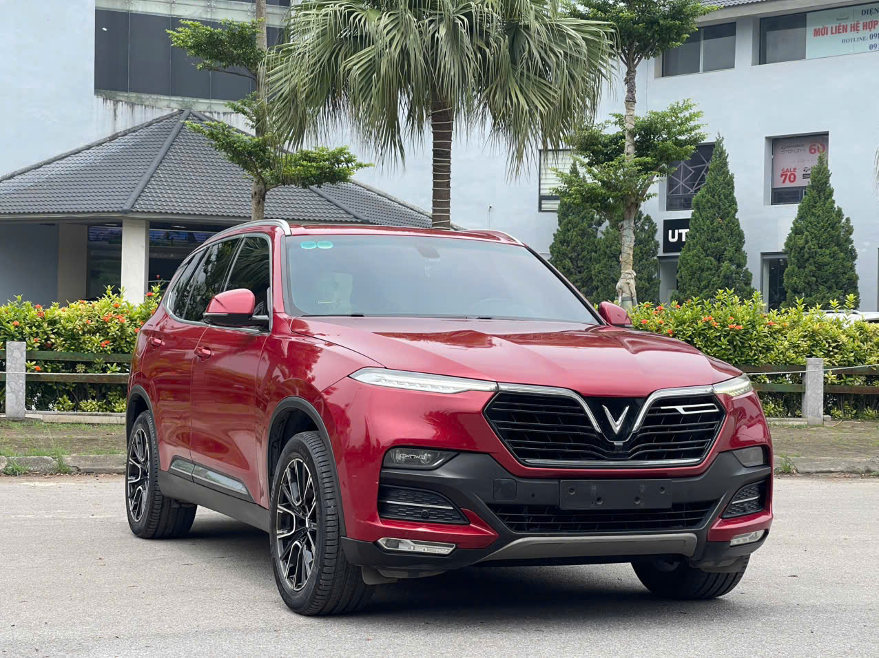 VinFast Lux SA2.0 Lướt 2019 - Màu Đỏ - Odo 8.0V Km